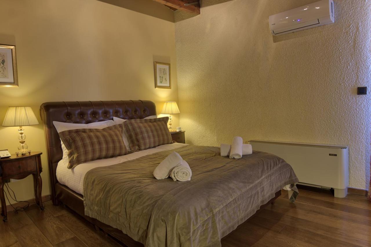 Aegli Arachova Hotell Eksteriør bilde