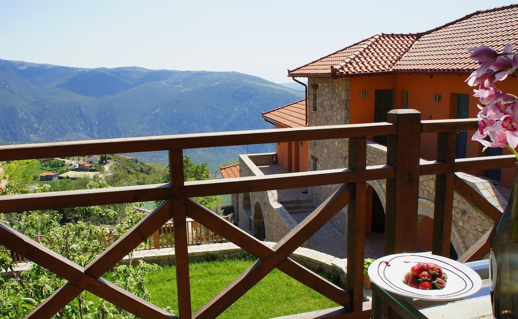 Aegli Arachova Hotell Eksteriør bilde