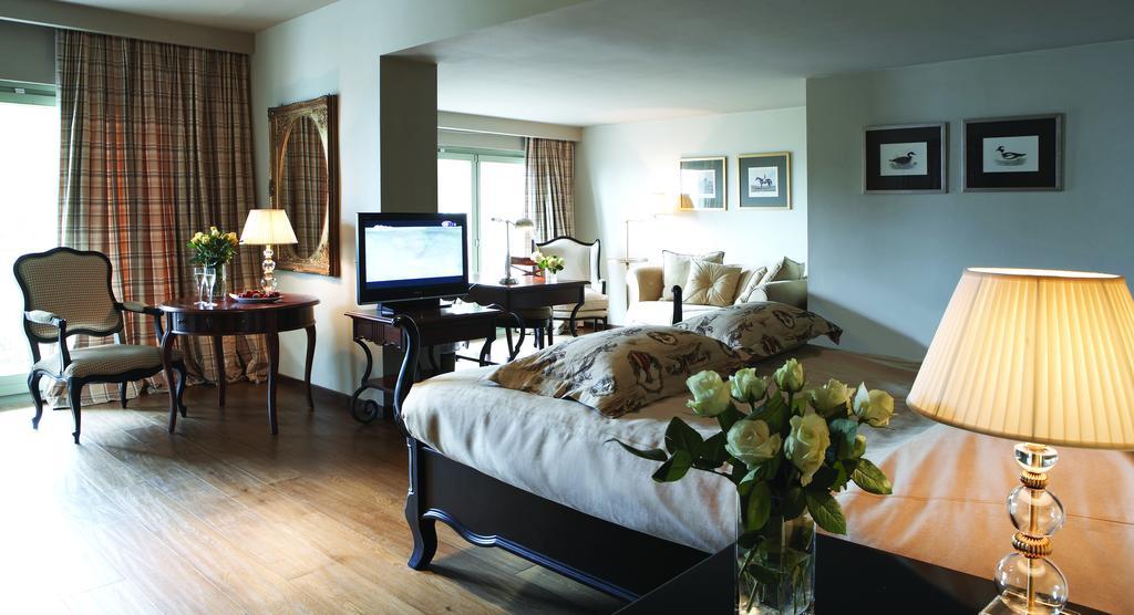 Aegli Arachova Hotell Rom bilde